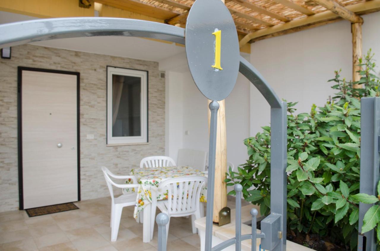 Art Village Residence Bisceglie Exteriör bild