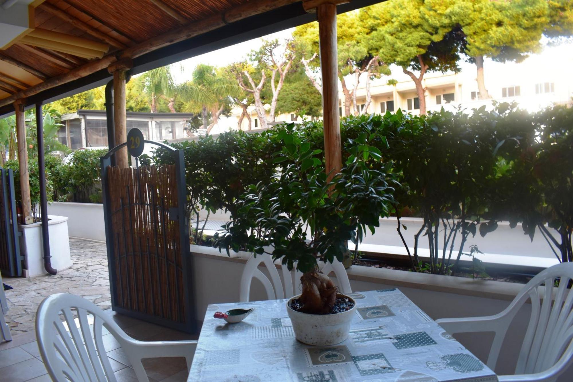 Art Village Residence Bisceglie Exteriör bild